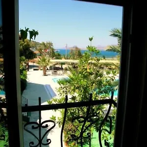 3* Otel Chronos
