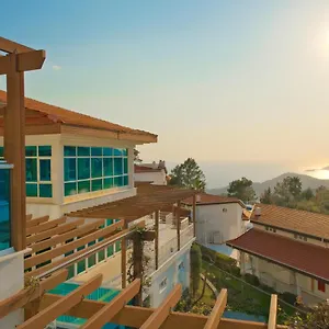 ***** Otel Garcia & Türkiye